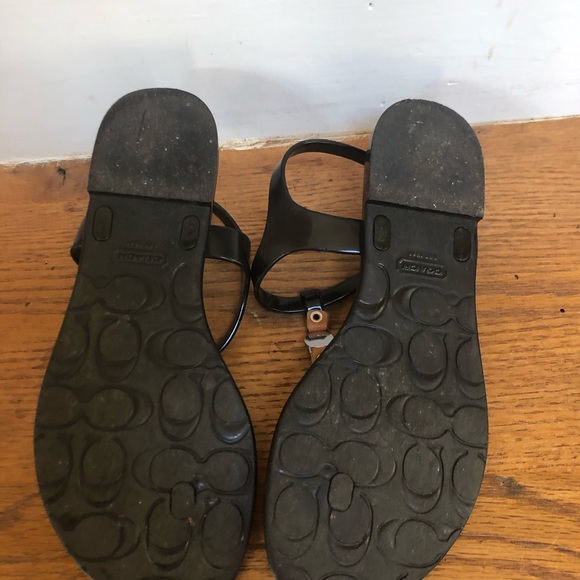 Coach size 6 buckle Sandals. - Picture 2 of 3